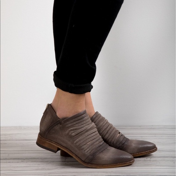 SOLD Free People Lost Valley Ankle Booties - Picture 3 of 6